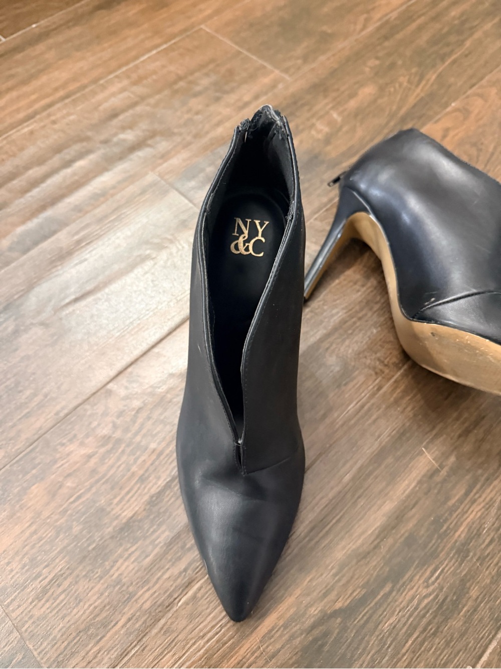New York & Company Black Pointed V-Cut Ankle Boots - Picture 3 of 6
